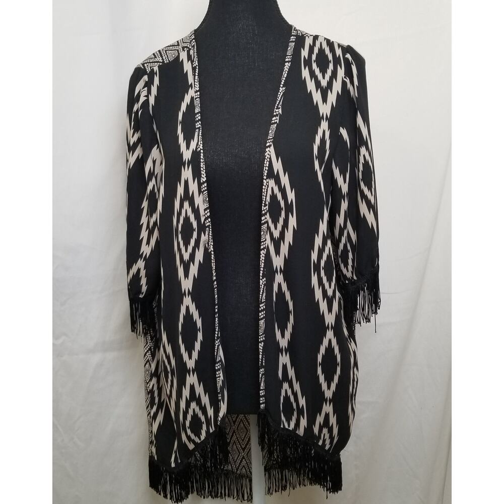 Rue 21 Women’s Cardigan Size M Open Front Tassel Fringe Aztec Print Polyester